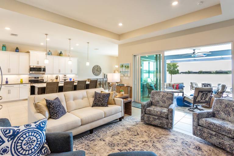 House  Naples