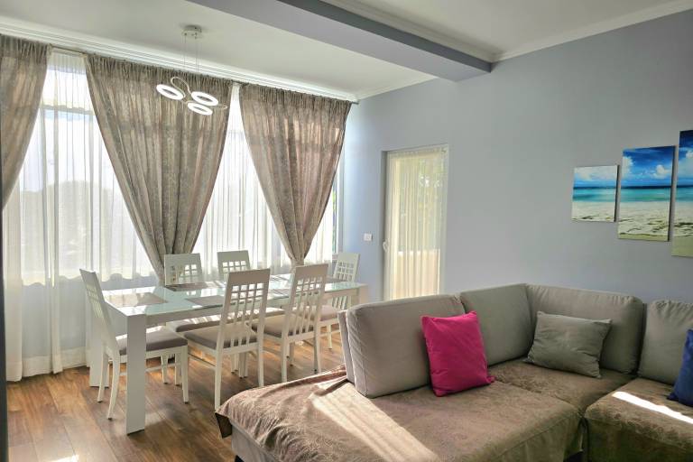 Ferienwohnung Plazhi San Pietro