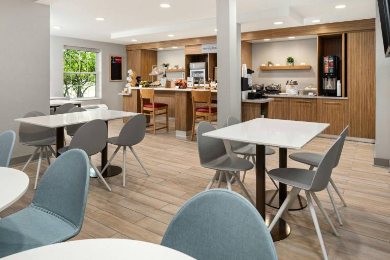 TownePlace Suites by Marriott Chicago Lombard — photo 2