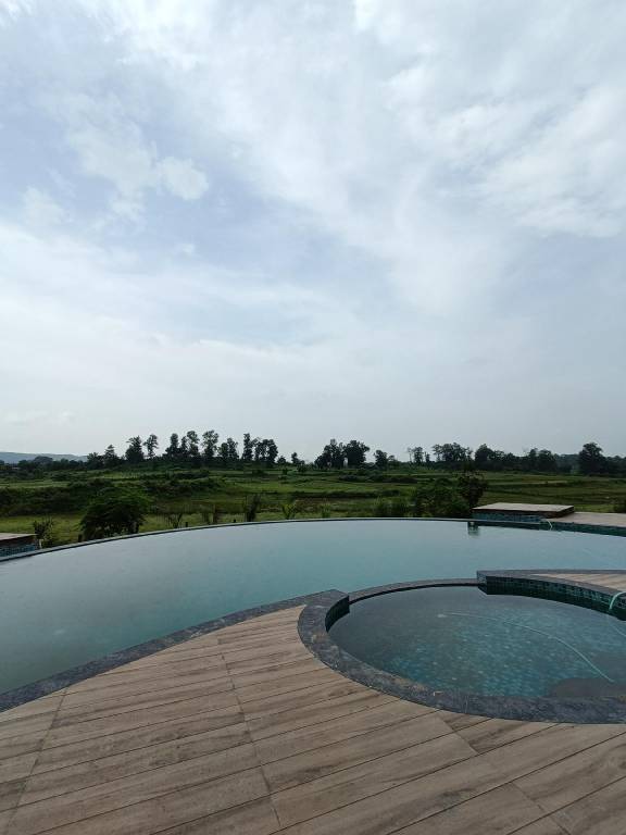 THE GOLDEN WOODS RESORT — photo 2