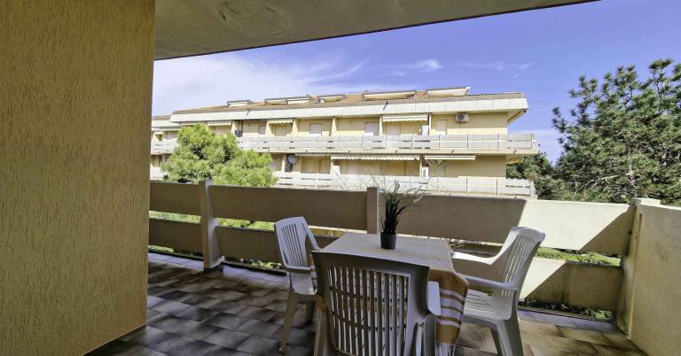 Apartment with 2 rooms for 6 persons — photo 4