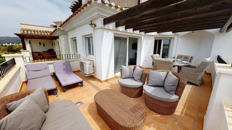 Holiday apartment with barbecue, patio & pool — photo 2