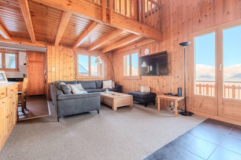 Lovely chalet with patio & garden | Pet-friendly — photo 4