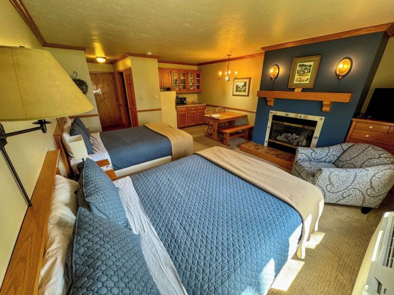 Bed and breakfast  Egg Harbor