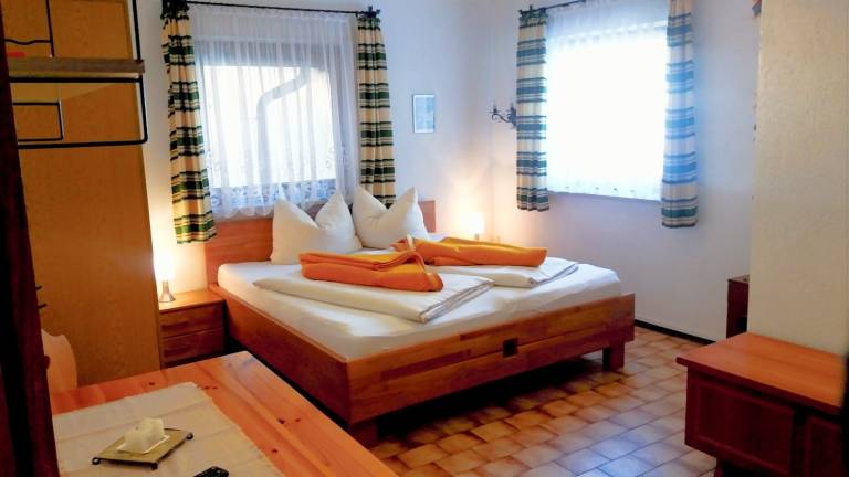 Privatzimmer in Kienzerle, Tannheimer Tal f&uuml;r max. 2 Personen