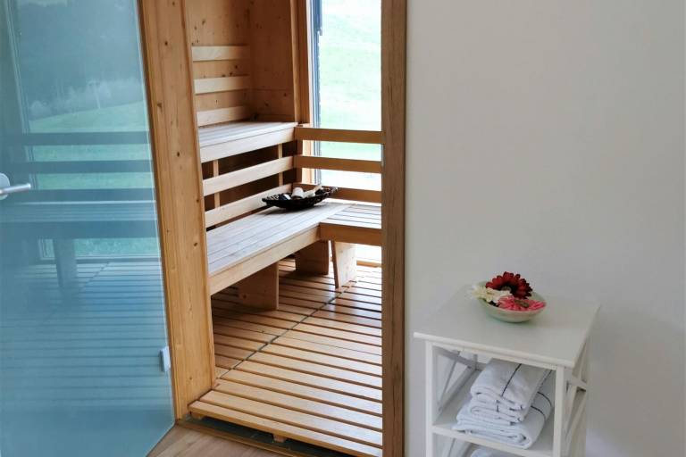Mobile home with patio & sauna — photo 5