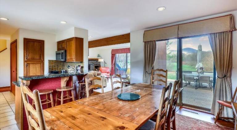 Vacation home with 4 rooms for 8 persons in Stowe, VT