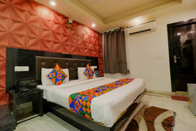 FabHotel A One Noida Sector 11