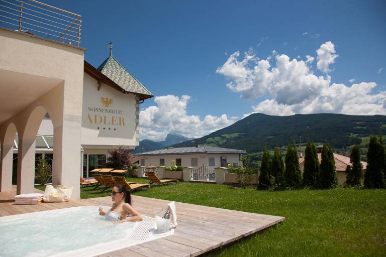SONNENHOTEL ADLER - ADULTS ONLY in Villandro