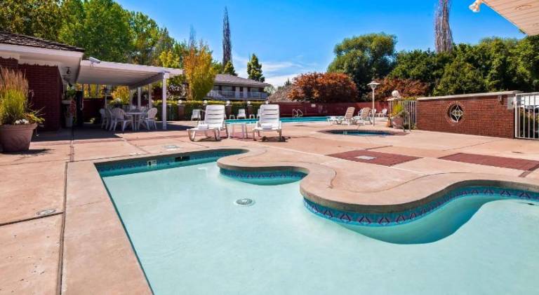 Baugh Motel, SureStay Collection by Best Western — photo 2