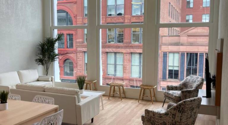 Spacious rental apartment | Pets are welcome in Kent, IN