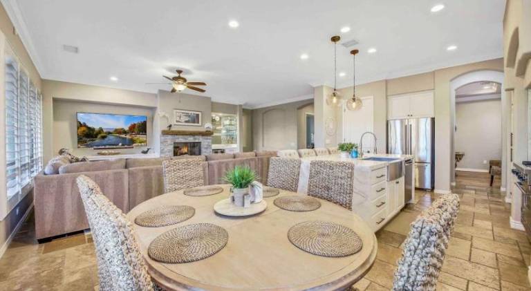 House with hot tub & pool | Suitable for remote work — photo 5
