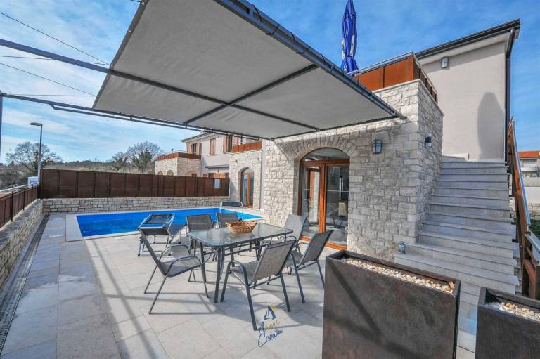 Charming 3-BR villa with private pool close to beaches — photo 5