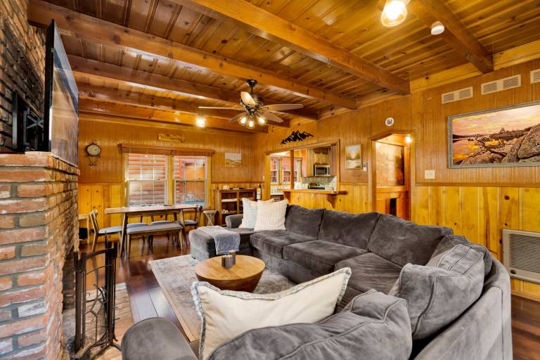 Child-friendly cabin with barbecue | Lake view | Pets allowed — photo 5