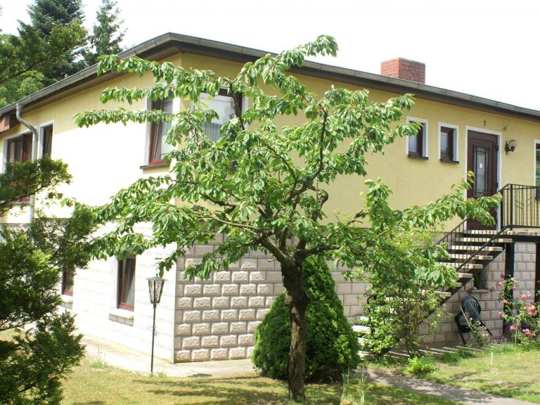 Holiday apartment with grill & yard | Nature view | Dogs allowed in Ostseebad Baabe