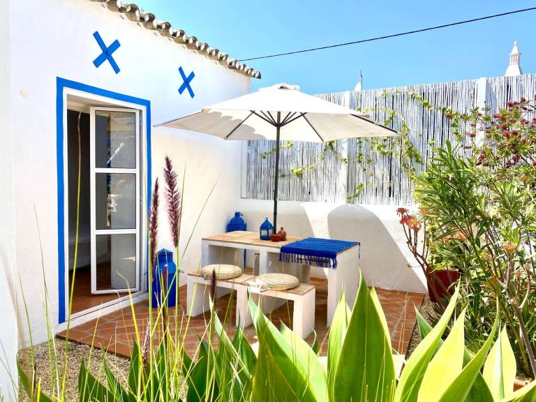 Ferienhaus in Santa B&aacute;rbara de Nexe&comma; Faro f&uuml;r max. 4 Personen am Atlantik
