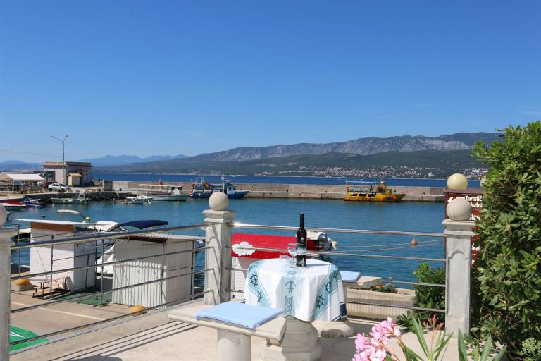 Apartment with barbeque & terrace | Sea view — photo 2