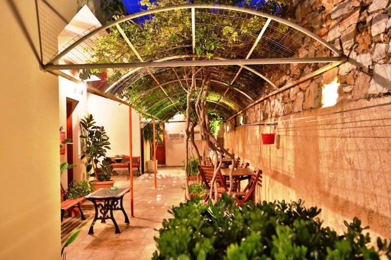 Κατάλυμα Kini