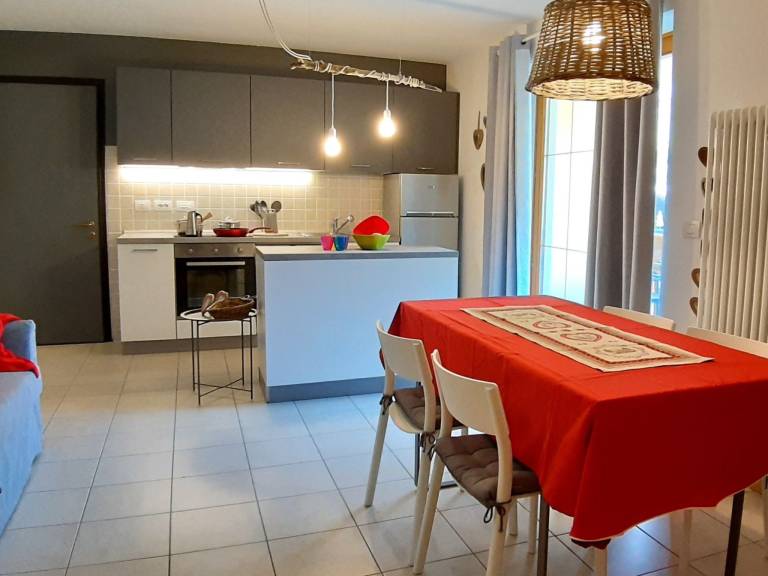 Nice rental apartment with terrace | Close to the ski | Pet-friendly — photo 3
