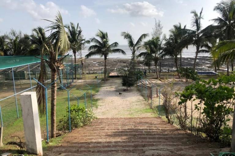 Sea Breeze Beach Resort