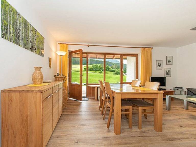 Gem&uuml;tliches Ferienhaus mit S&uuml;dterrasse G8