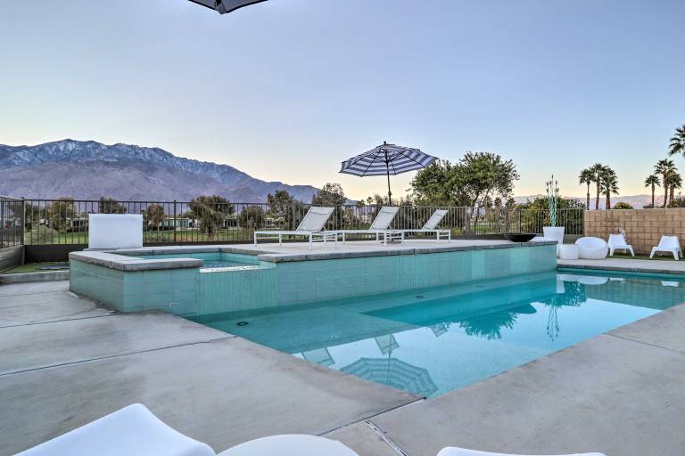 Mtn & Golf Course Views Palm Springs Home