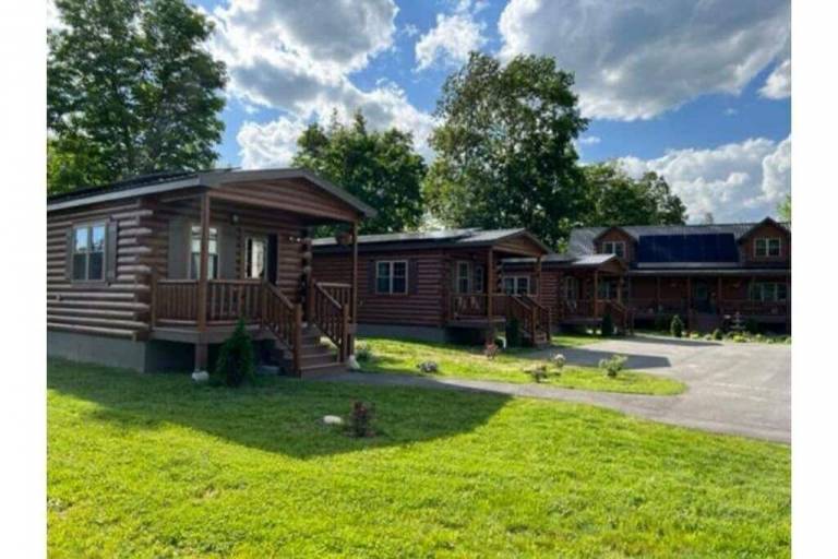 Cabin Lincoln
