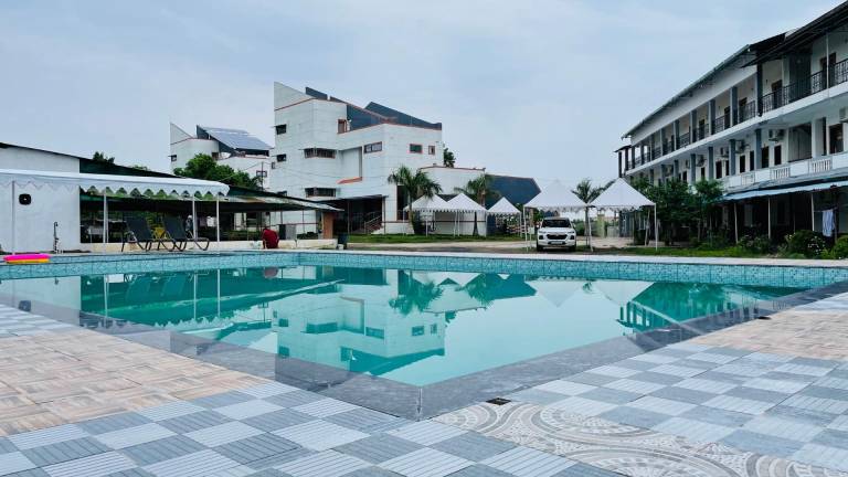 Vasant Vihar Resort in Garudeshwar