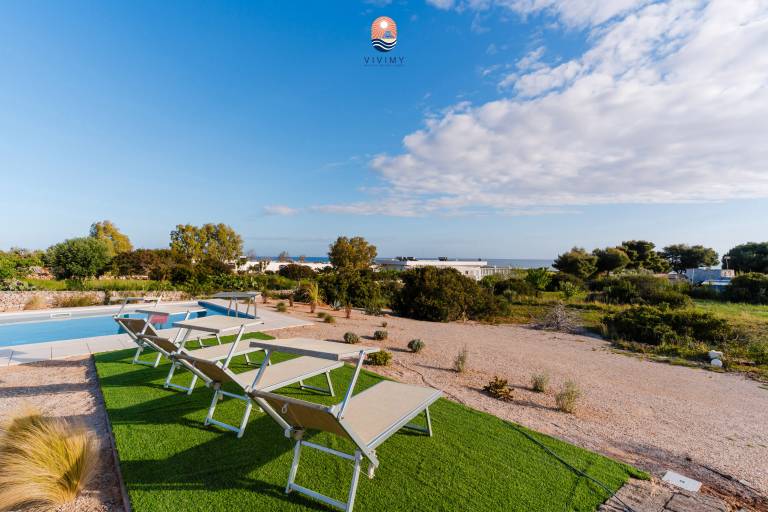 Villa with garden, grill & private pool | Sea view | Pets are welcome — photo 2