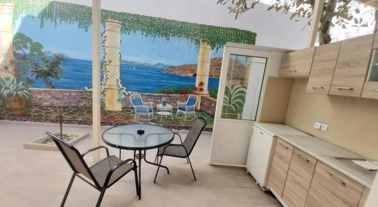 Lovely apartment with patio, yard & jacuzzi | Close to the beach | Pets allowed — photo 3