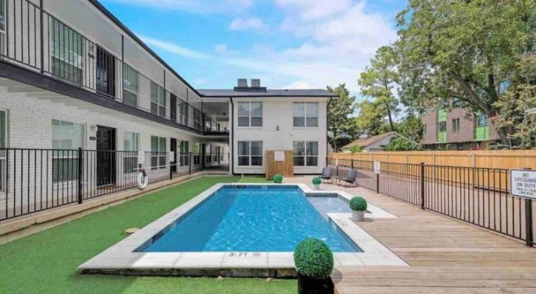 Rental apartment with pool — photo 4