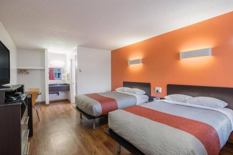 Motel Bo Camrose — photo 5