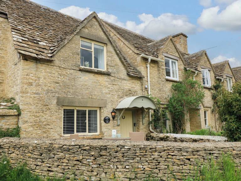 House Bibury