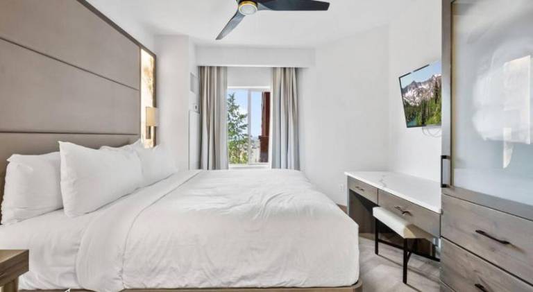 Alpine Abode at The Westgate Resort in Canyons Village Ski-In Ski-Out Condo Hosted by Nestique — photo 4
