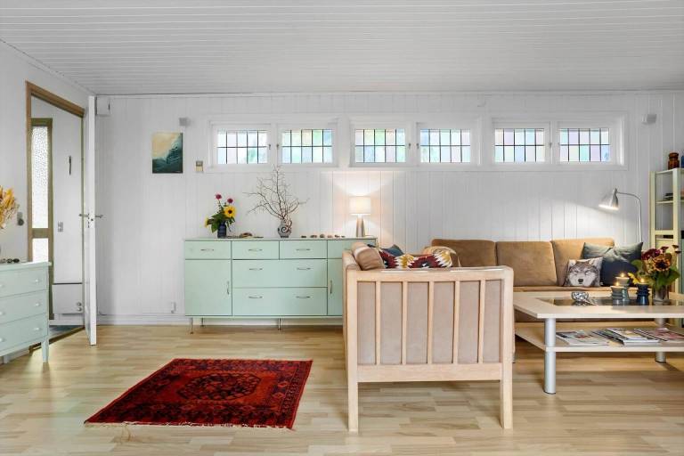 Charming vacation home with patio | Dogs allowed — photo 4