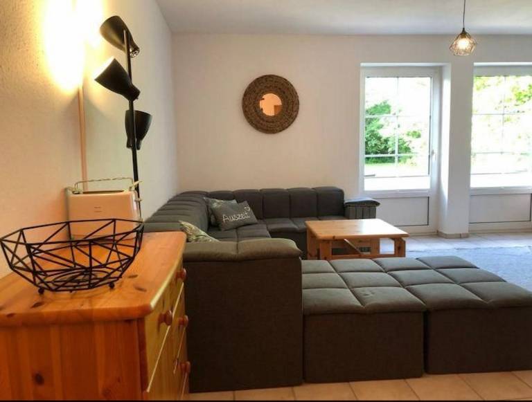 Gemütliche Ferienwohnung in Petersdorf mit Garten, Wintergarten und Terrasse für Familien und Paare in Fehmarn