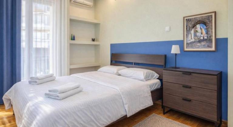 Rental apartment with terrace in Athens