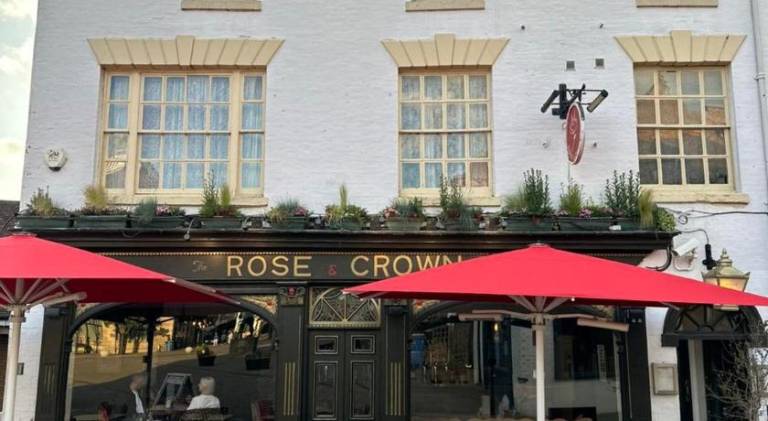 The Rose and Crown in Warwick