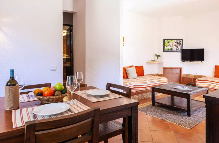 Rental apartment with terrace — photo 3