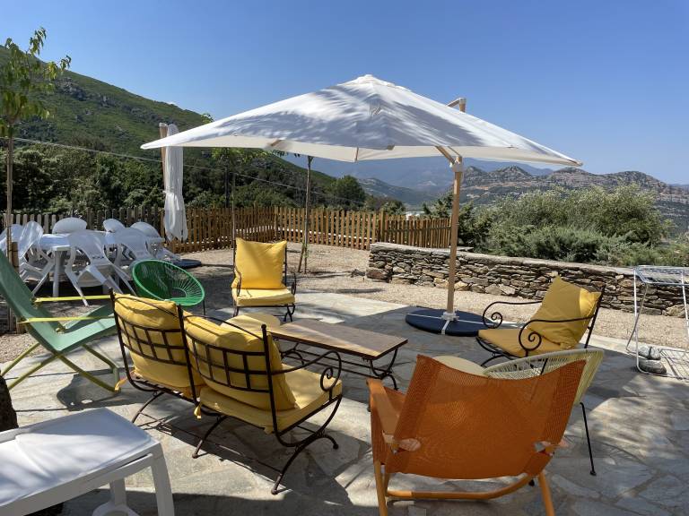 Vacation home with private pool, BBQ & garden | Sea view — photo 5