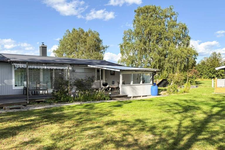 House with terrace — photo 4