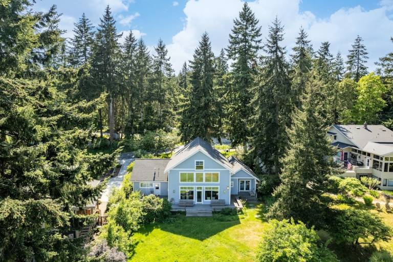 Cottage  Langley