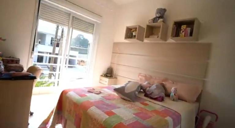 Quarto Privativo em Casa Linda in Sorocaba