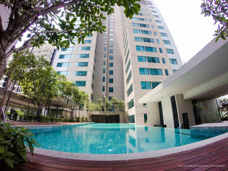 Serviced apartment with patio & pool | Close to Petronas Towers | Good for workation in Kuala Lumpur