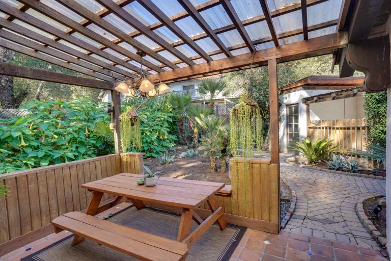 Creative SoCal Escape! Trabuco Canyon Casita in Orange, CA