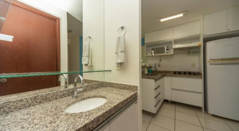 Apartment with jacuzzi & pool — photo 2