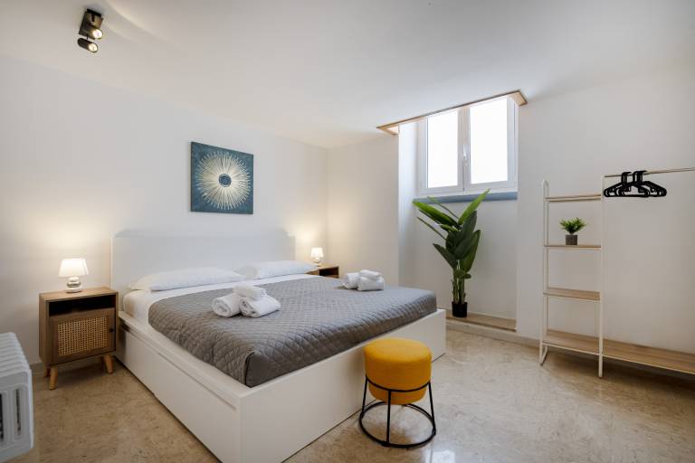 Piazza del Mare - Spacious & Bright Stay near Bari’s Waterfront — photo 2