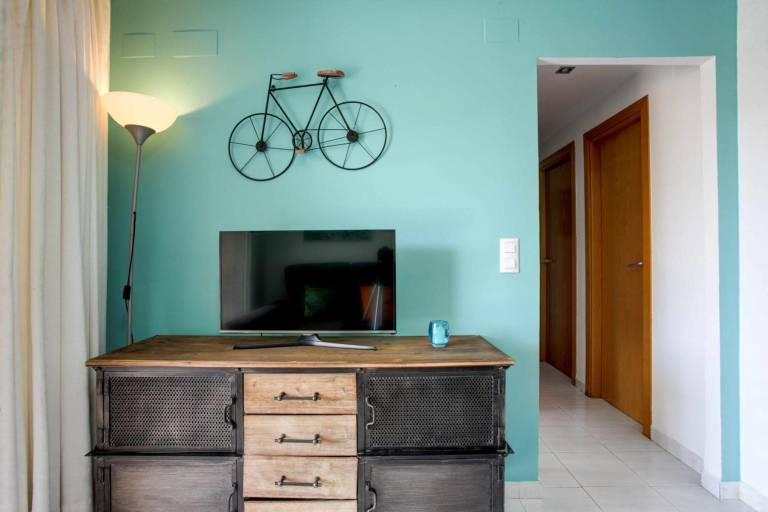 Bellamar Apartment: Your Beach Retreat in Playa de Gandia — photo 5