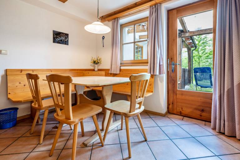 Family-oriented nice apartment with sauna, grill & fast internet | Garden view | Perfect for remote work | Pets are welcome — photo 4