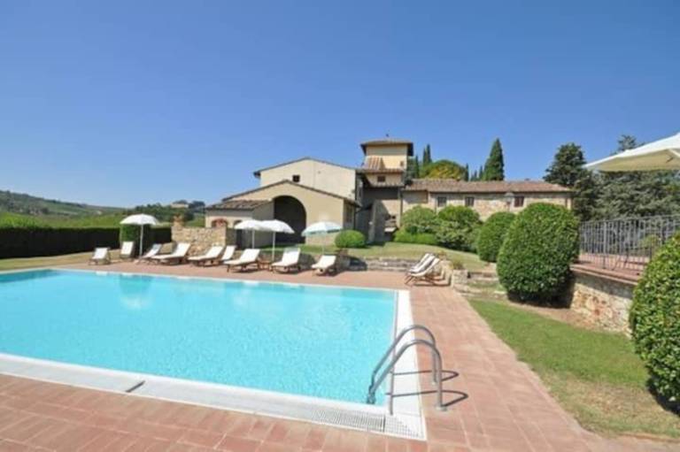 Apartment with terrace, barbeque & yard | Garden view in Cascia